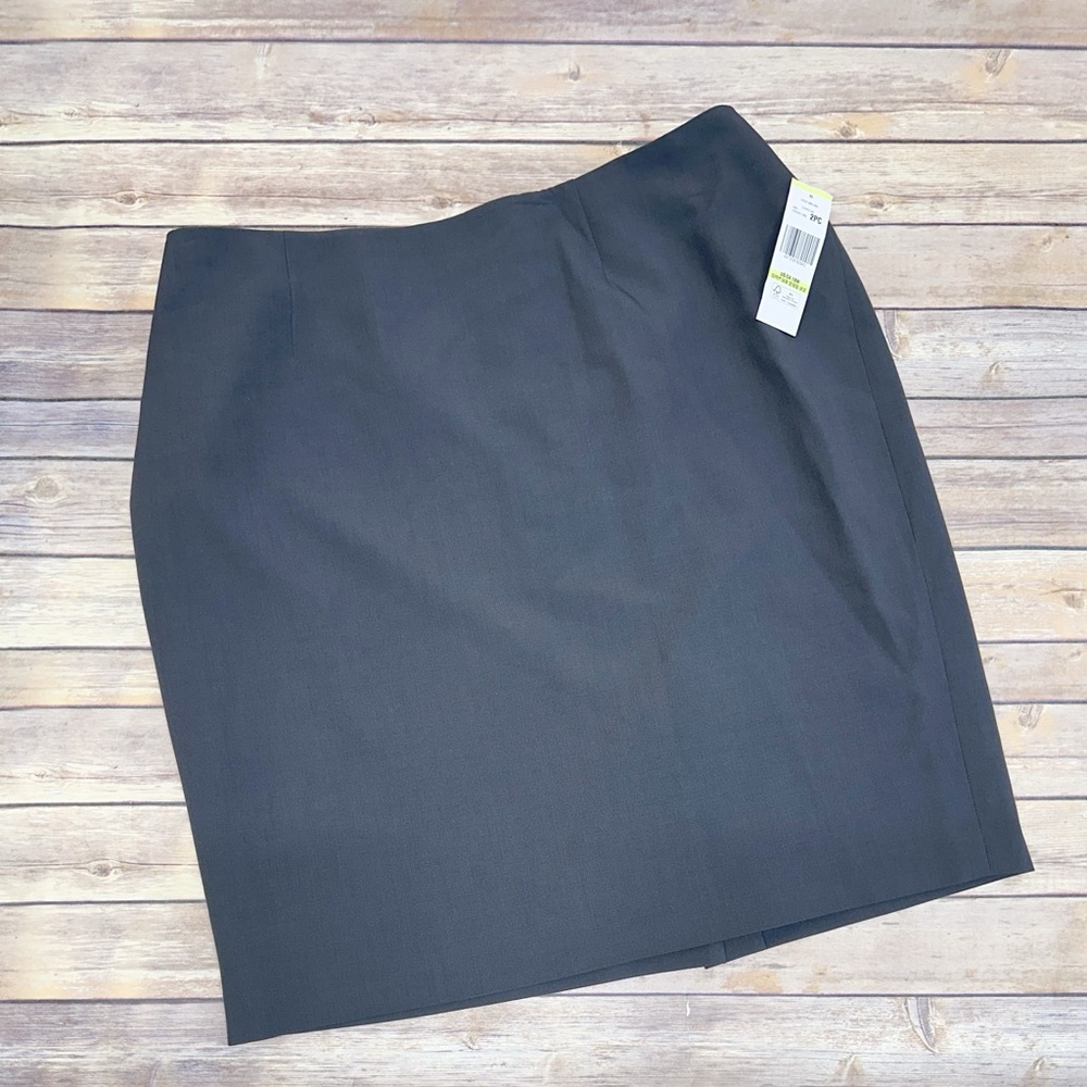 Le Suit Women’s Plus Size Suit Separate Pencil Skirt Charcoal 18W